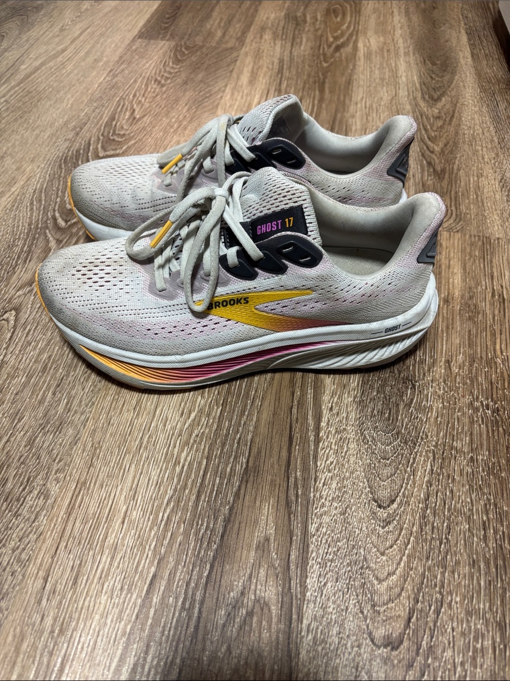 Brooks Ghost 17 Women's Running Shoes — Light Gray with Yellow and Pink Accents